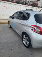 voitures-peugeot-208-2014-el-bouni-annaba-algerie