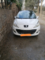 voitures-peugeot-207-2012-allure-bordj-bou-arreridj-algerie