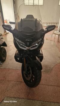 دراجات-نارية-وسكوترات-honda-goldwing-2023-شراقة-الجزائر
