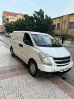 voitures-hyundai-h1-2010-tole-bejaia-algerie