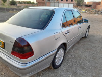 berline-mercedes-classe-c-2000-djelfa-algerie