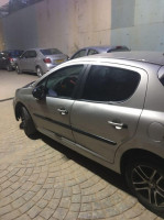 voitures-peugeot-207-2007-ain-naadja-alger-algerie