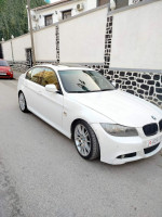 voitures-bmw-serie-3-2011-sport-blida-algerie