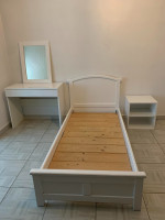 bedrooms-lit-une-place-table-de-nuit-coiffeuse-avec-miroir-bois-rouge-occasion-mekla-tizi-ouzou-algeria