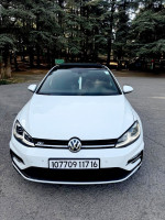 moyenne-berline-volkswagen-golf-7-2017-r-line-medea-algerie