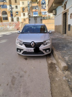 berline-renault-symbol-2019-made-in-bladi-saida-algerie