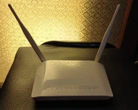D-Link  DSL-2750U -  Wireless N300 ADSL + Modem Router