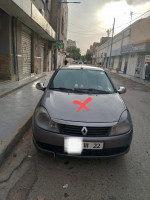 voitures-renault-symbol-2011-algerie