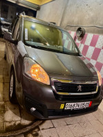 commerciale-peugeot-partner-2015-tepee-barika-batna-algerie