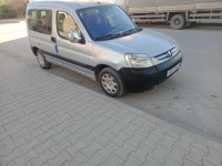 voitures-peugeot-partner-2004-origin-bir-el-arch-setif-algerie