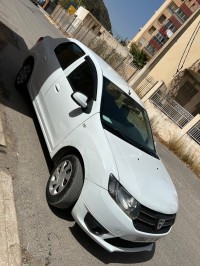 سيارات-dacia-logan-2015-أقبو-بجاية-الجزائر