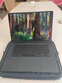 Macbook Air M2 2023 - 15.3'' Retina - 8GB - 256 GO SSD - Batterie 99% - Cycle 19 - Libere Officiel