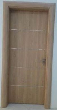 porte intérieure 100 % en wpc