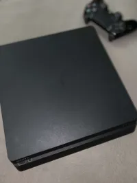 Ps4 avec CD fifa et CD battelfield 4