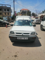 break-familiale-renault-express-1999-les-eucalyptus-alger-algerie