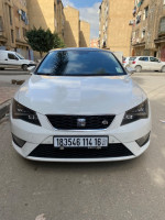 moyenne-berline-seat-leon-2014-baraki-alger-algerie