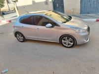سيارات-peugeot-208-2014-allure-مروانة-باتنة-الجزائر