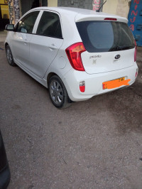 voitures-kia-picanto-2015-tebessa-algerie