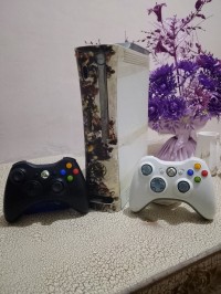 أجهزة-ألعاب-الفيديو-xbox-360-fat-flashe-عصفور-الطارف-الجزائر