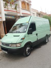 عربة-نقل-iveco-c11-2005-المعذر-باتنة-الجزائر