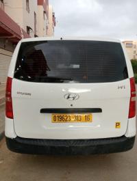 سيارات-hyundai-h1-2013-vitre-6-places-البرواقية-المدية-الجزائر