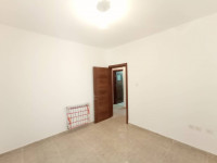 appartement-location-f4-alger-reghaia-algerie