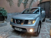 سيارات-nissan-navara-2016-elegance-4x4-غرداية-الجزائر