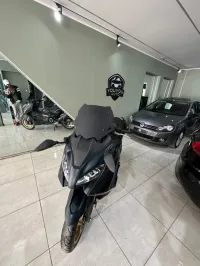 Yamaha Tmax 2022