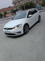 voitures-volkswagen-golf-7-2018-carat-batna-algerie