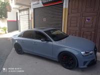 berline-audi-a4-2017-s-line-said-hamdine-alger-algerie