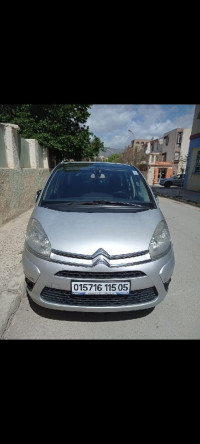 voitures-citroen-c4-picasso-2015-exclusif-5p-batna-algerie