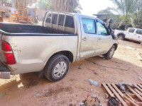 voitures-toyota-hilux-2009-ouargla-algerie