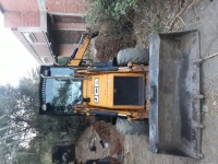 آلة-jcb-1cx-2015-برج-منايل-بومرداس-الجزائر
