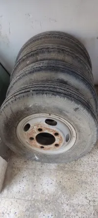 700R16 روض شبه جديد 2020
