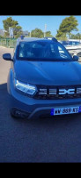 voitures-dacia-duster-2024-journee-oran-algerie