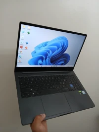 SAMSUNG GAMING I7 8565U GTX 1650 RAM 16GB SSD 256GB 15.6 FHD