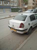 voitures-renault-clio-classique-2005-baraki-alger-algerie