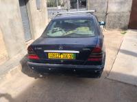 سيارات-mercedes-classe-c-2000-الولجة-سطيف-الجزائر