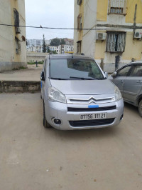 voitures-citroen-berlingo-2011-skikda-algerie