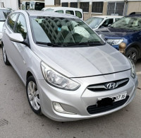 voitures-hyundai-accent-rb-5-portes-2017-style-dar-el-beida-alger-algerie