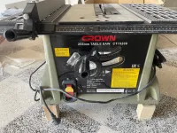 Scie A Table Bois 1800W 255mm CROWN