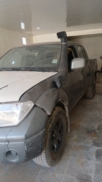 سيارات-nissan-navara-2009-elegance-4x4-قالمة-الجزائر