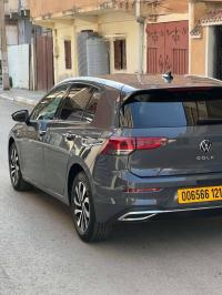 سيارات-volkswagen-golf-8-2021-active-تيبازة-الجزائر
