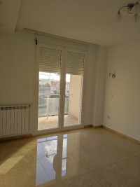 شقة-كراء-4-غرف-الجزائر-دالي-ابراهيم