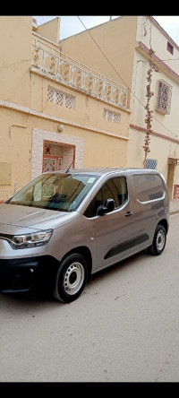 voitures-fiat-doblo-italie-2024-professional-tlemcen-algerie