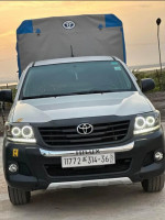 pickup-toyota-hilux-2014-annaba-algerie