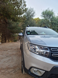 citadine-dacia-sandero-2018-stepway-khemis-el-khechna-boumerdes-algerie