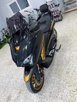 motos-scooters-yamaha-tmax-2019-soumaa-blida-algerie