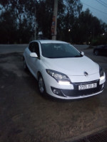 moyenne-berline-renault-megane-3-2013-tidjelabine-boumerdes-algerie