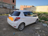 voitures-toyota-yaris-2013-touch-mila-algerie